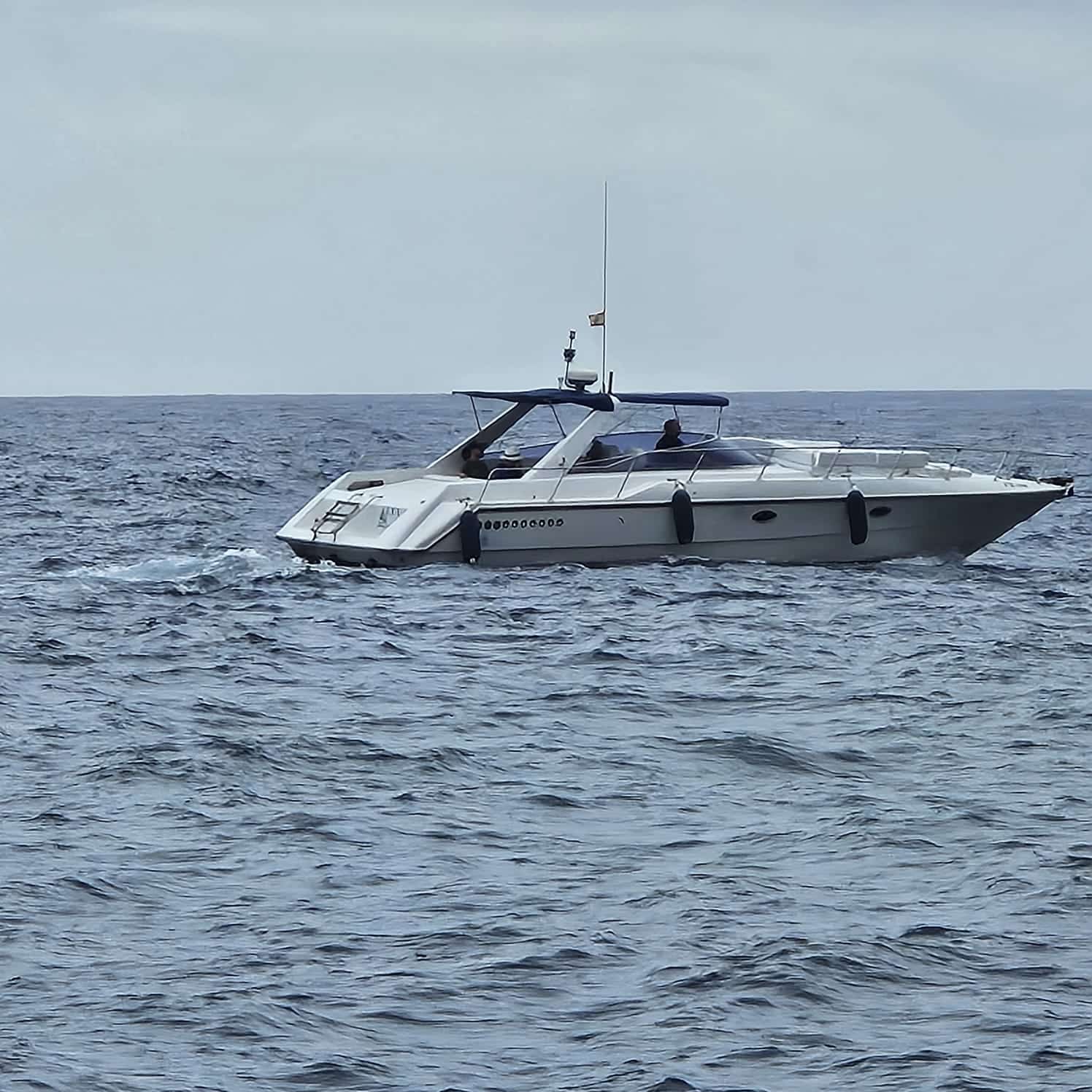Yate privado LYA (Sunseeker) — foto 2